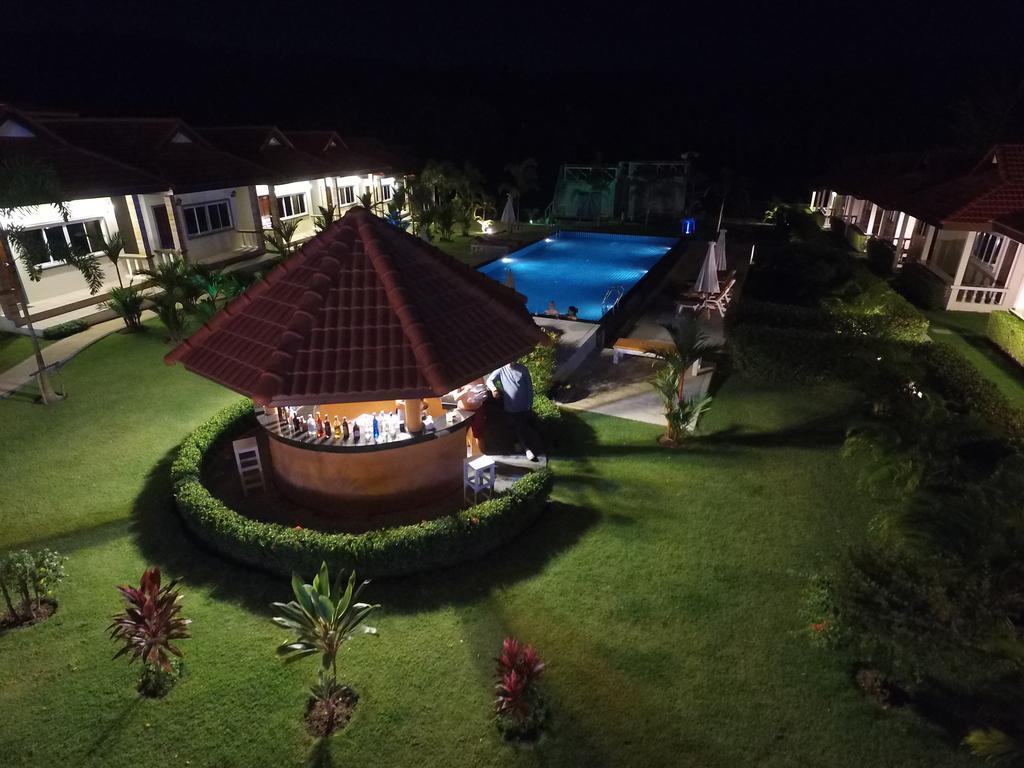 Phuket Airport Villa Ban Bo Han Ngoại thất bức ảnh